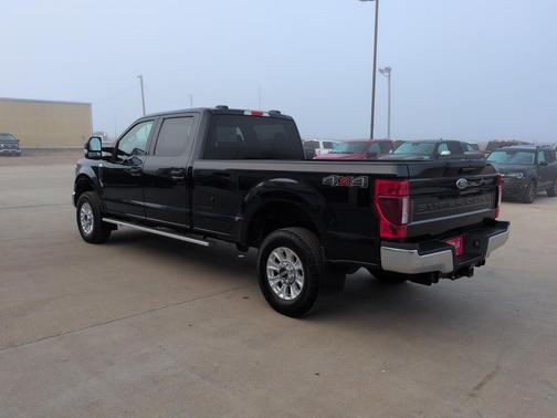 Antimatter Blue Metallic 2022 Ford F-250 XLT