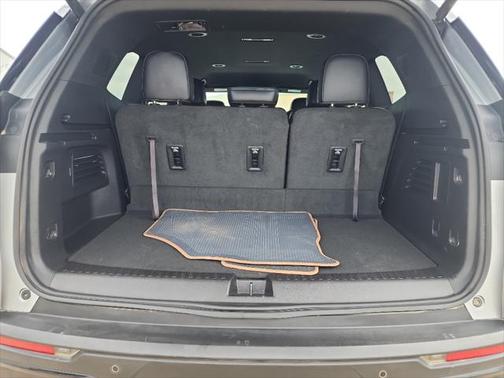 2024 GMC Acadia AWD AT4