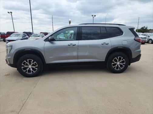 2024 GMC Acadia AWD AT4
