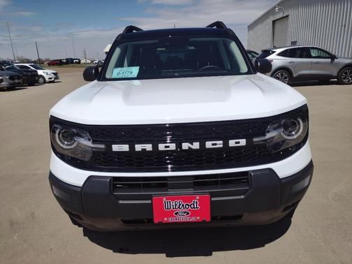 Oxford White 2026 Ford Bronco Sport Outer Banks