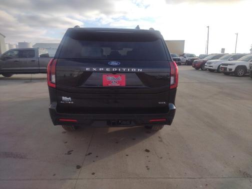 2026 Ford Expedition Max Active 4x4