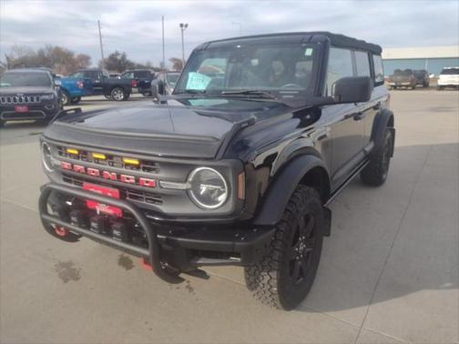 2022 Ford Bronco Black Diamond