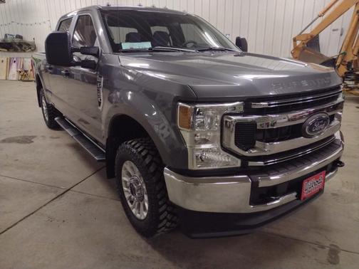 Photo 3 of 21 of 2021 Ford F-350 XL