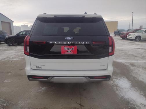 2025 Ford Expedition Max Platinum