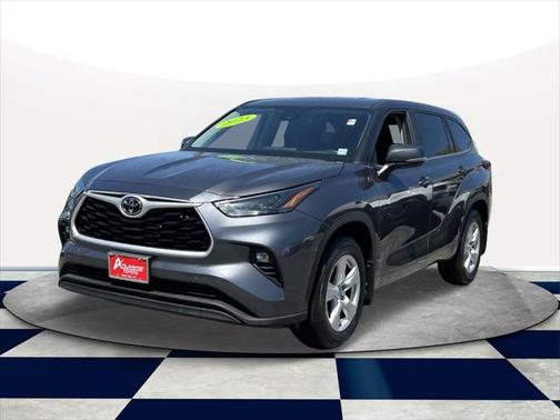 2023 Toyota Highlander LE