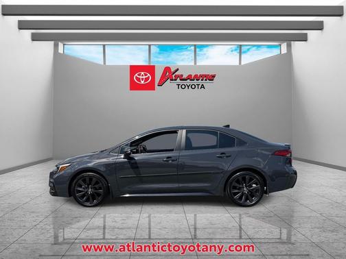 Underground/Midnight Black Metallic 2024 Toyota Corolla XSE