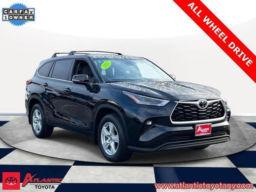 2022 Toyota Highlander LE