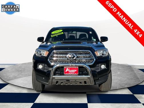 2016 Toyota Tacoma TRD Sport