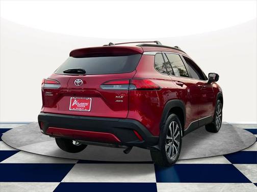2025 Toyota Corolla Cross XLE