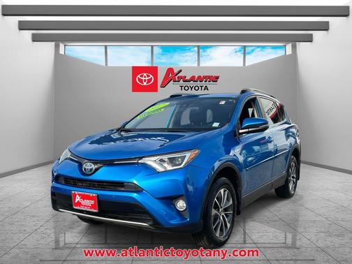2017 Toyota RAV4 Hybrid XLE