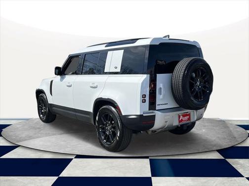 2024 Land Rover Defender 110 P300