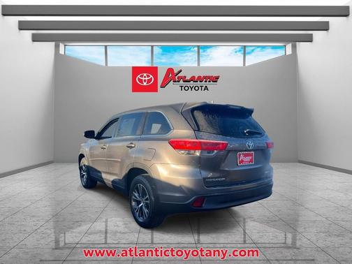 2019 Toyota Highlander LE Plus