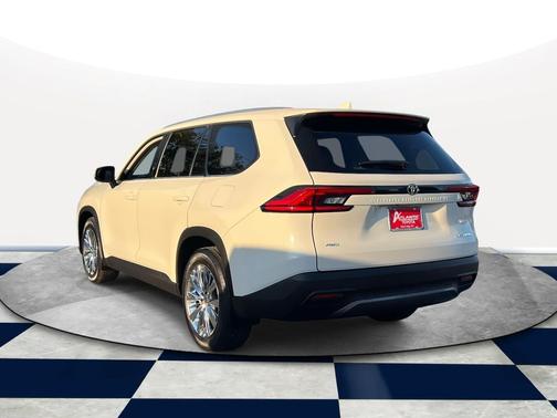 2024 Toyota Grand Highlander Platinum