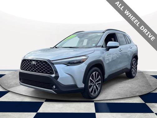 2024 Toyota Corolla Cross XLE