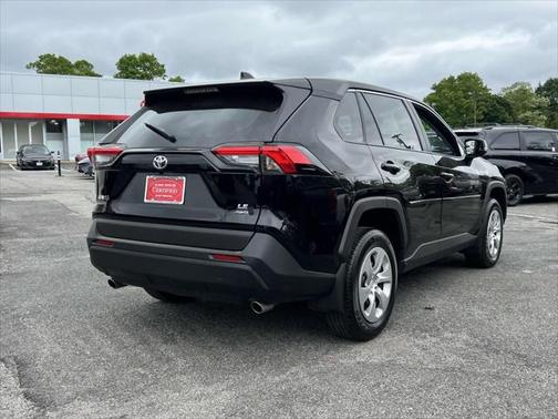 2023 Toyota RAV4 LE