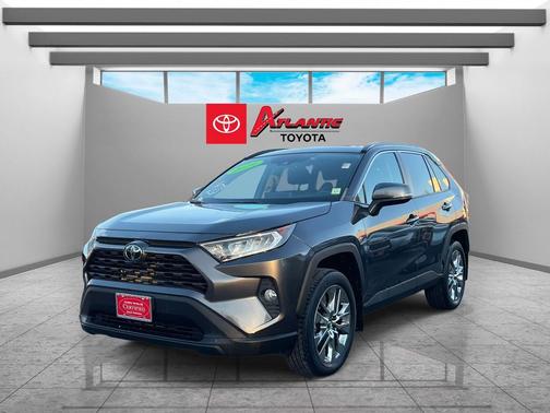 2020 Toyota RAV4 XLE Premium