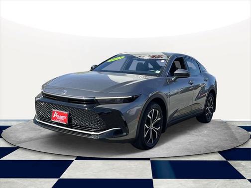 2023 Toyota Crown XLE