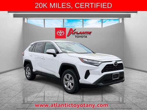 Ice Cap 2023 Toyota RAV4 LE
