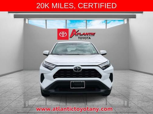 Ice Cap 2023 Toyota RAV4 LE