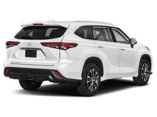 Wind Chill Pearl 2022 Toyota Highlander XLE