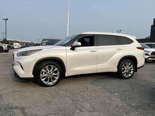 2022 Toyota Highlander Limited