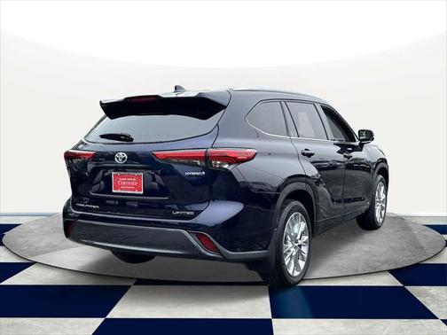 2023 Toyota Highlander Hybrid Limited