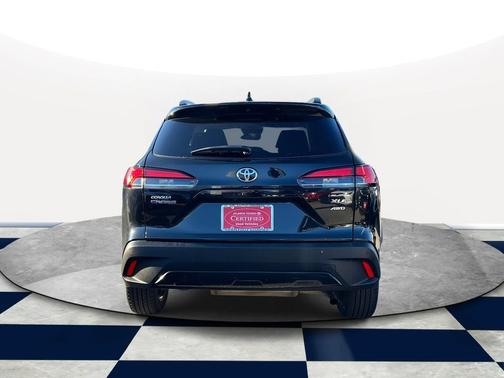 2024 Toyota Corolla Cross XLE