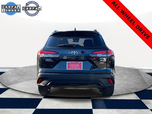 2024 Toyota Corolla Cross XLE