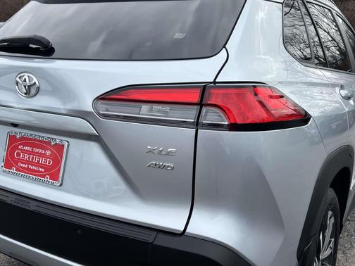2023 Toyota Corolla Cross XLE