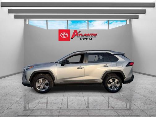 Silver Sky Metallic 2025 Toyota RAV4 Hybrid LE