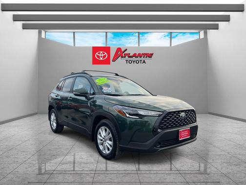 2024 Toyota Corolla Cross LE