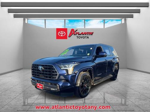 2024 Toyota Sequoia SR5