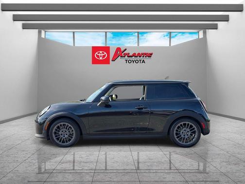 Midnight Black II Metallic 2025 MINI Hardtop Cooper S