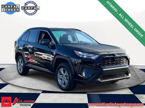 2025 Toyota RAV4 Hybrid LE