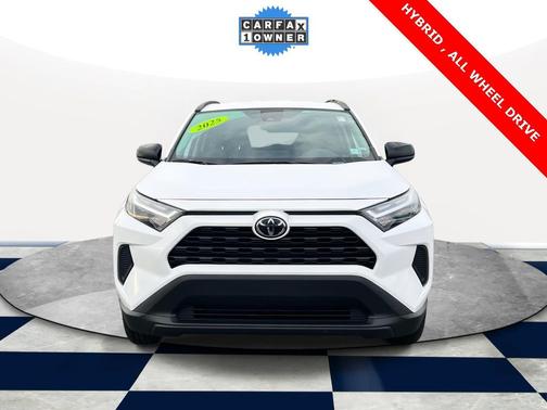 2025 Toyota RAV4 Hybrid SE