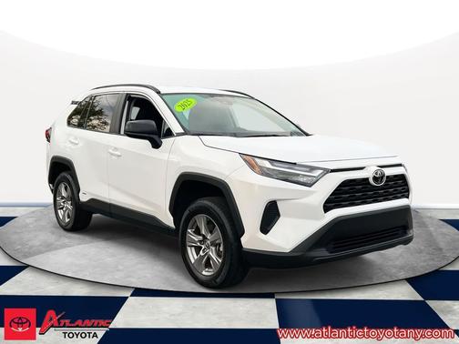 2025 Toyota RAV4 Hybrid LE