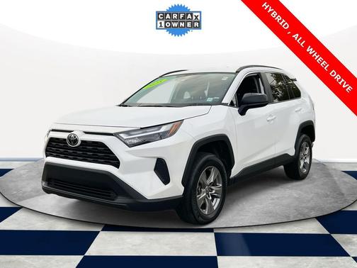 2025 Toyota RAV4 Hybrid SE