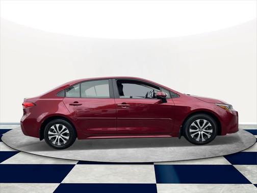2022 Toyota Corolla Hybrid LE