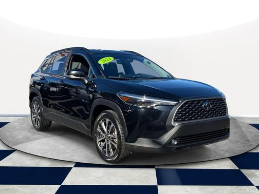 2024 Toyota Corolla Cross XLE