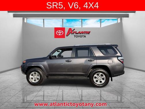 Magnetic Gray Metallic 2017 Toyota 4Runner SR5