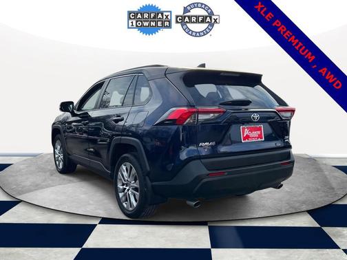 2024 Toyota RAV4 XLE Premium