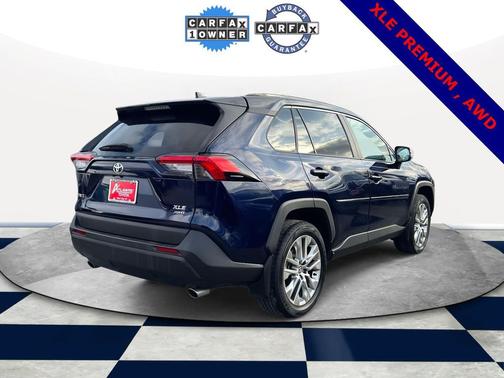 2024 Toyota RAV4 XLE Premium
