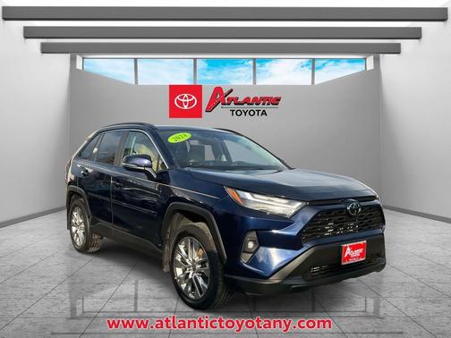 2024 Toyota RAV4 XLE Premium