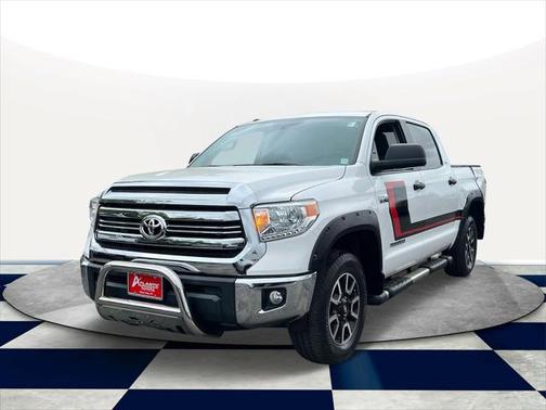 2017 Toyota Tundra SR5