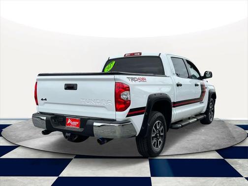 2017 Toyota Tundra SR5