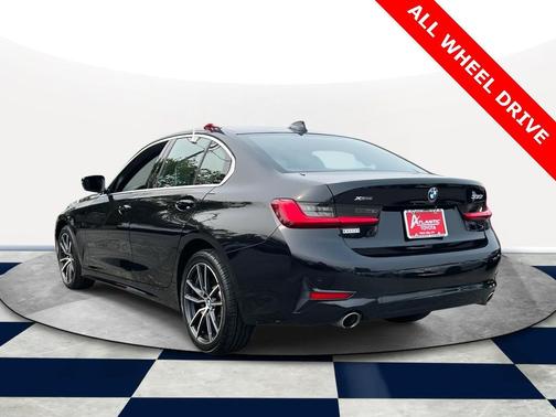 2019 BMW 330 xDrive
