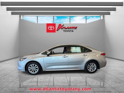 Classic Silver Metallic 2024 Toyota Corolla LE