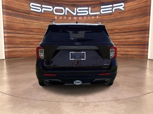 JEWEL RED MET TINTED CC 2022 Ford Explorer XLT