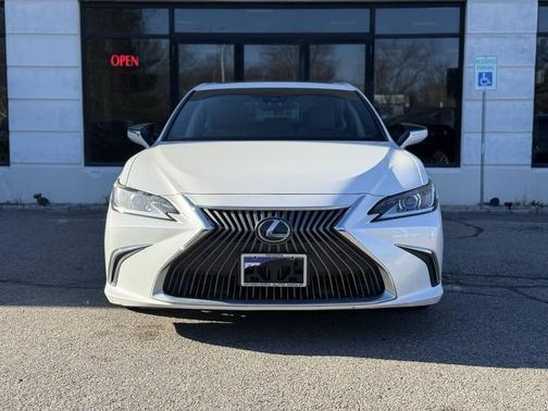 2019 Lexus ES 350 Ultra Luxury
