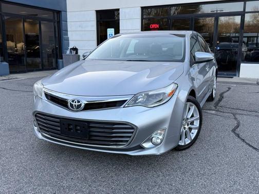 Celestial Silver Metallic 2015 Toyota Avalon Limited
